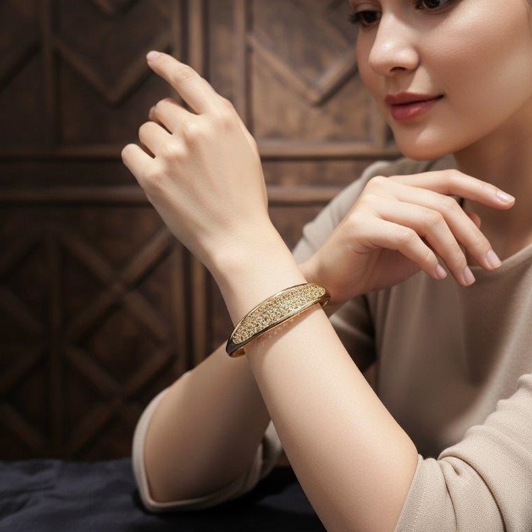 18k Yellow Gold Filled bangle -(stamped 18k/Italy)