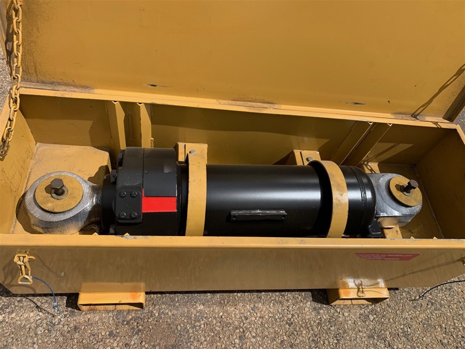 Cylinder Ripper Lift RH