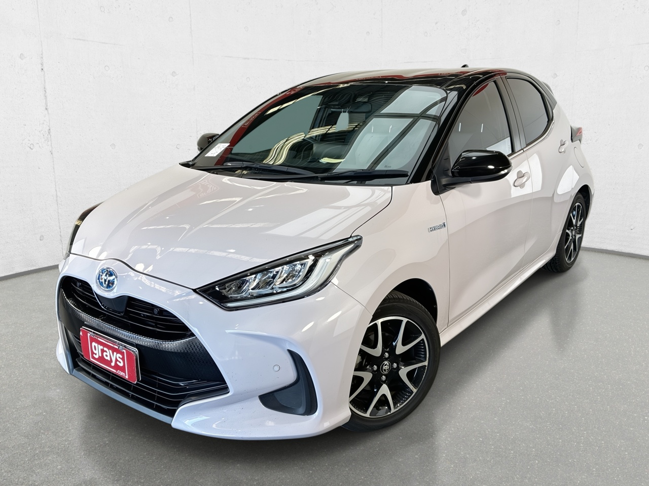 2022 Toyota Yaris ZR HYBRID CVT Hatchback (WOVR - Inspected)