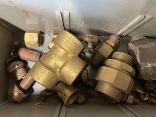Mixed Brass Fittings Tees Unions Nipples Lugs