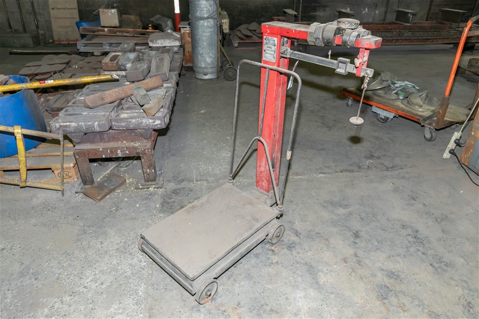 Avery Platform Scales