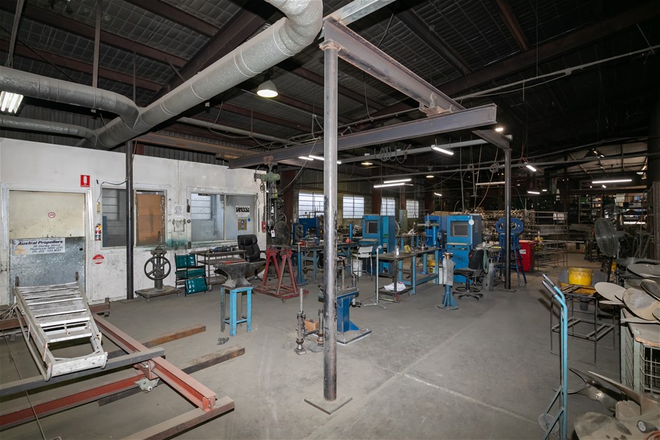 Gantry Crane Assembly