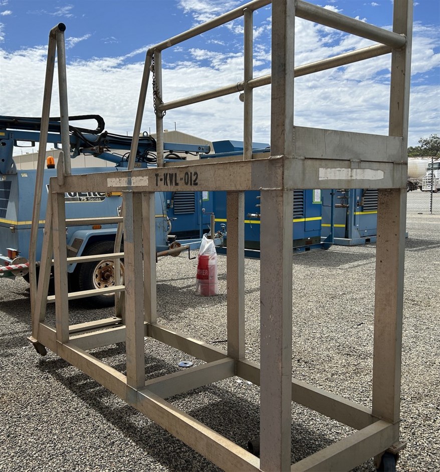 Access Frame No Bolt 2M