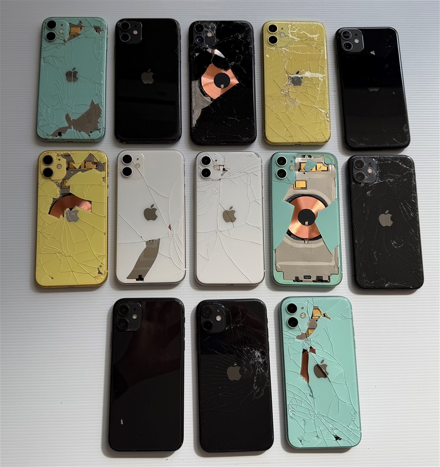Apple iPhone 11 256/128/64 Mobile Phones - For Parts (Lot of 13 Units)