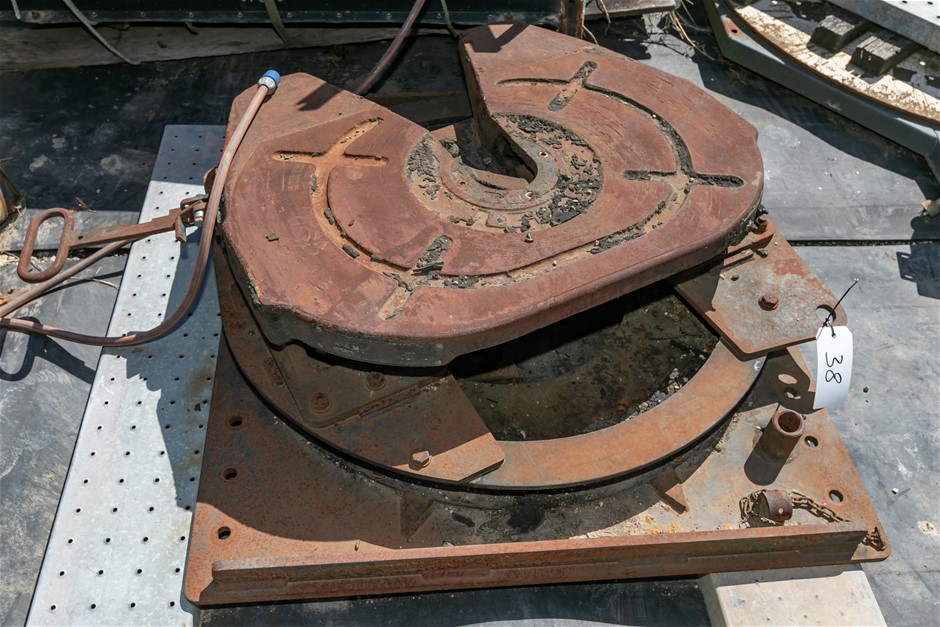 JOST JSK38C-1 Heavy Duty Fifth Wheel Coupling