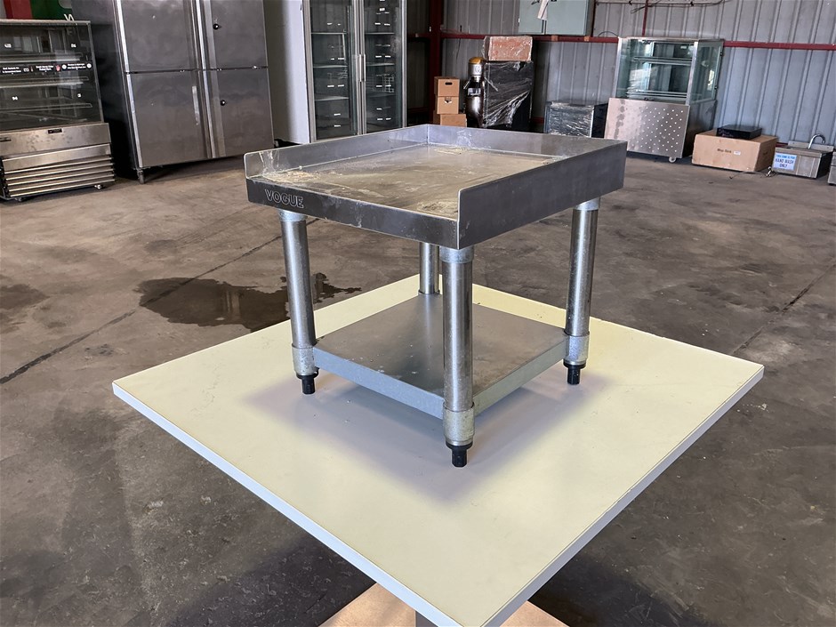 <p>Vogue Stainless steel table Stainless Steel Bench</p>