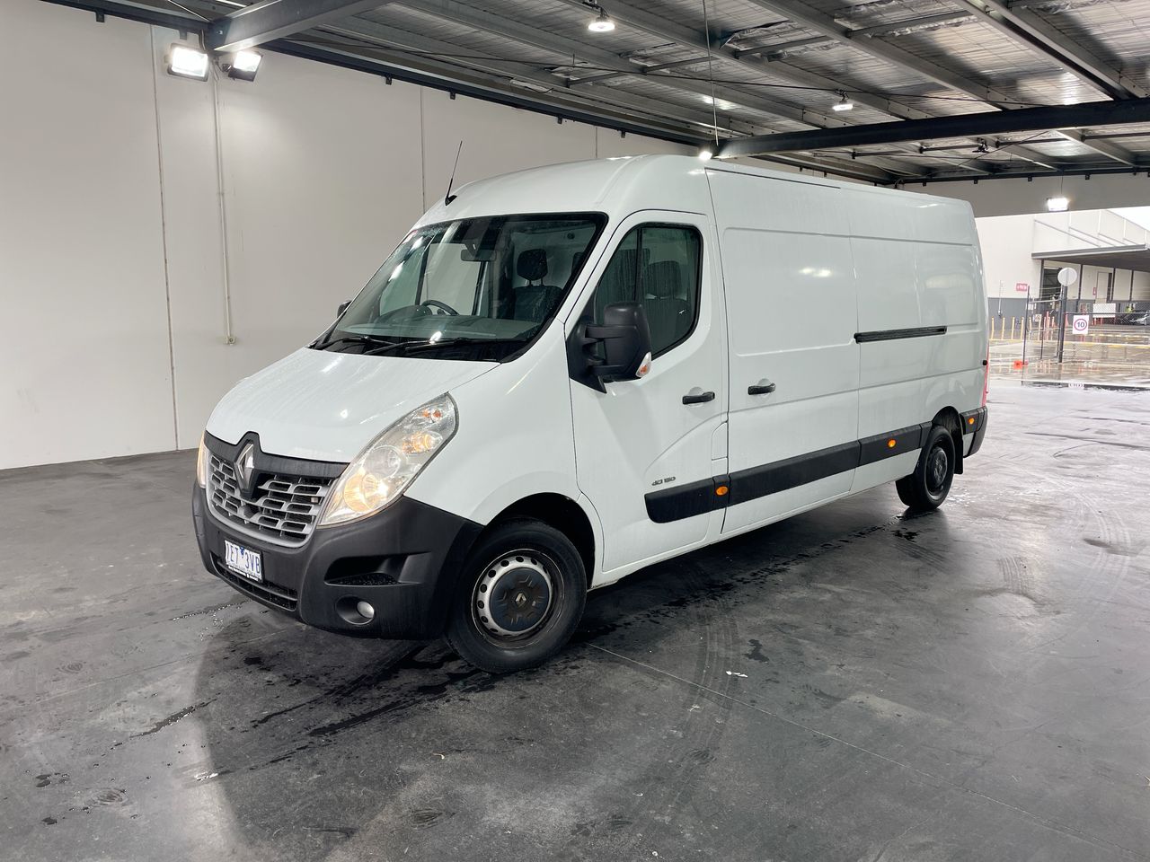 2015 Renault Master LWB Mid Roof Turbo Diesel Automatic Van