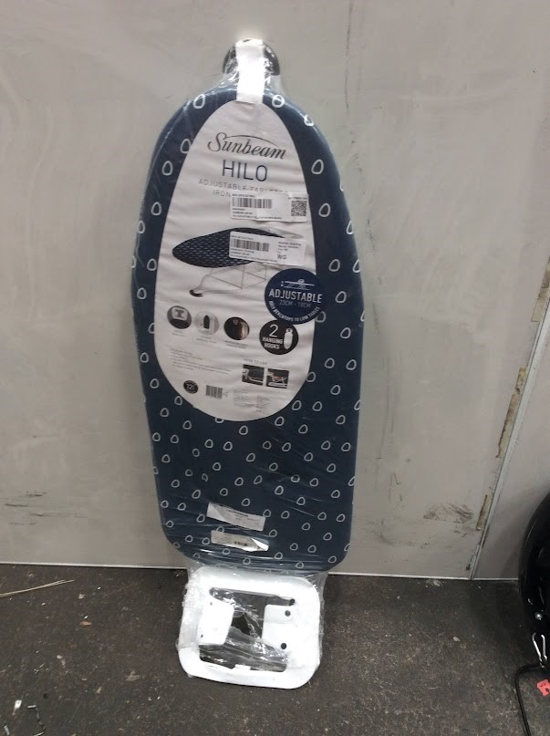 Sunbeam HILO Adjustable Tabletop Ironing Board New