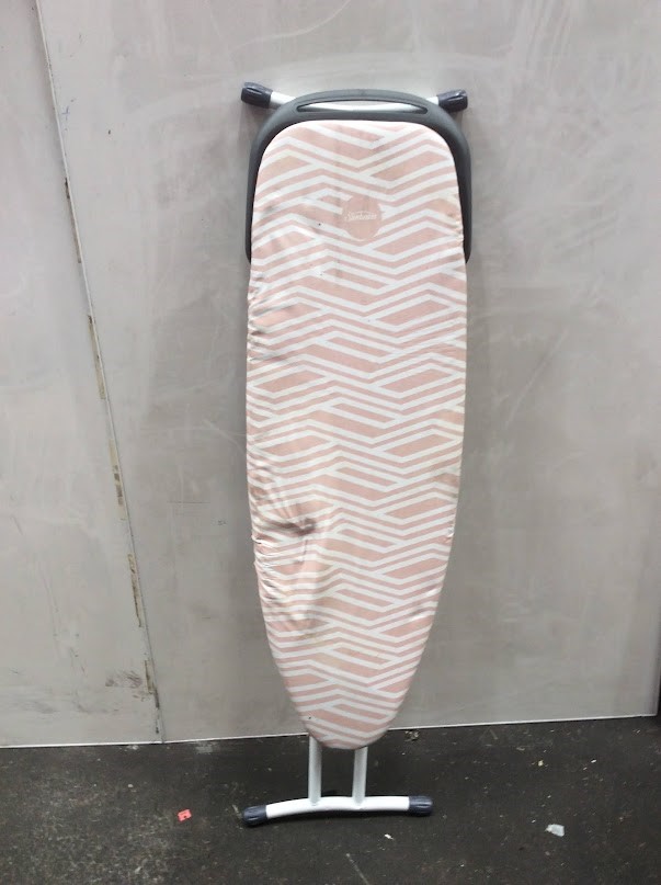 Sunbeam Mode Ironing Board