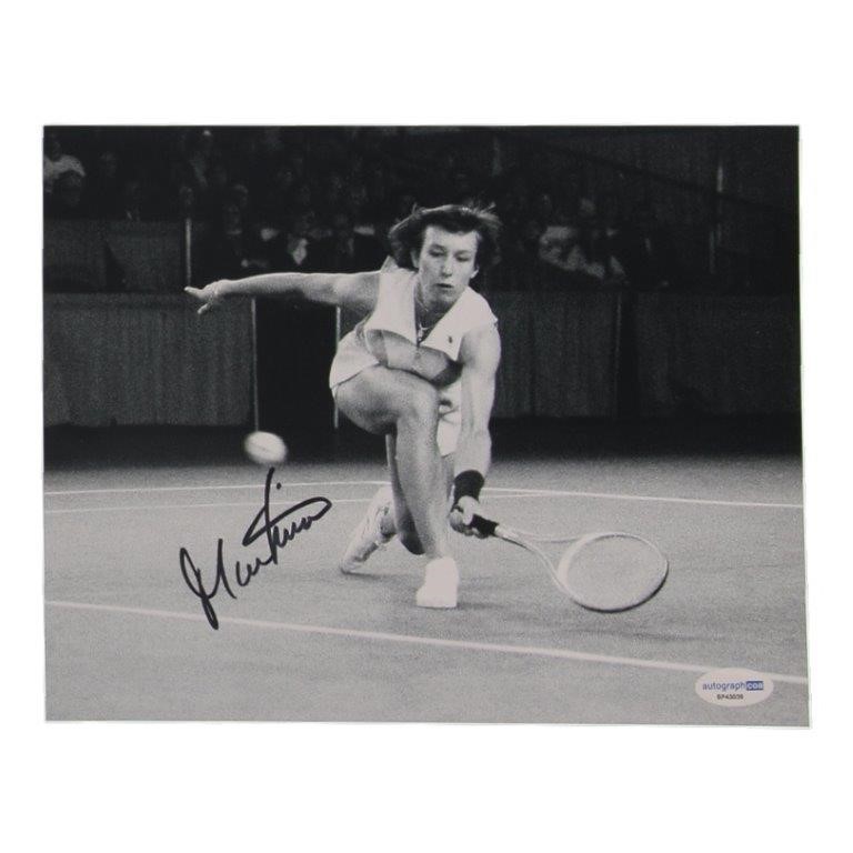 MARTINA NAVRATALOVA SIGNED TENNIS PHOTO