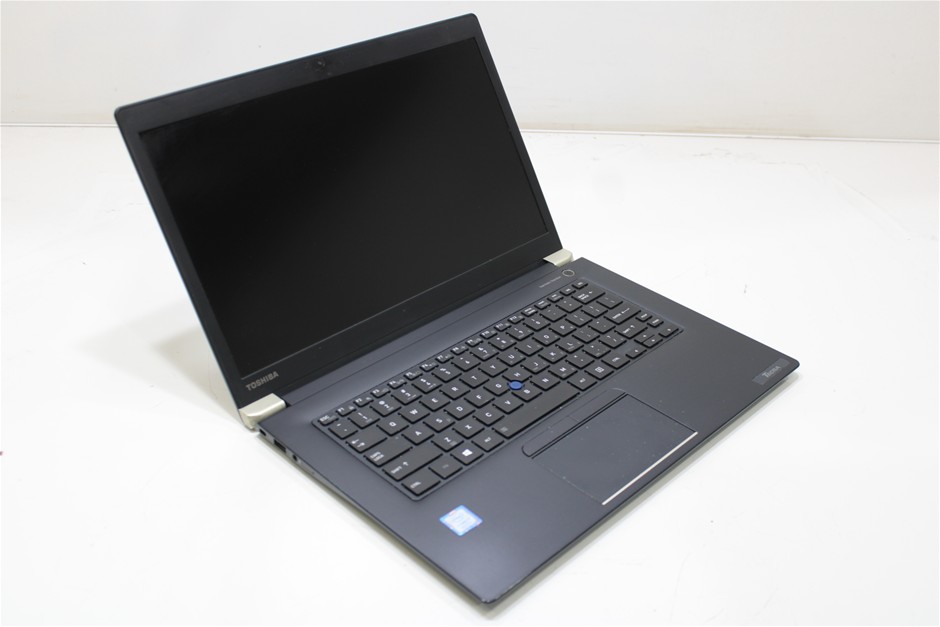 TOSHIBA TECRA X40-E  PT482A-05U009