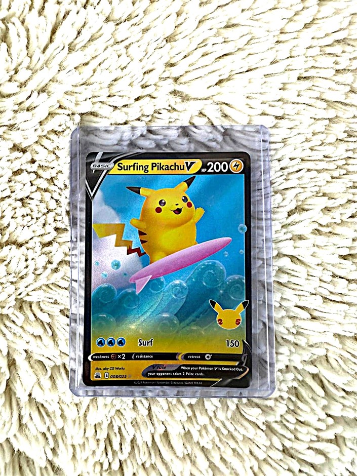 2021 Pokémon Celebrations Surfing Pikachu V 008/025