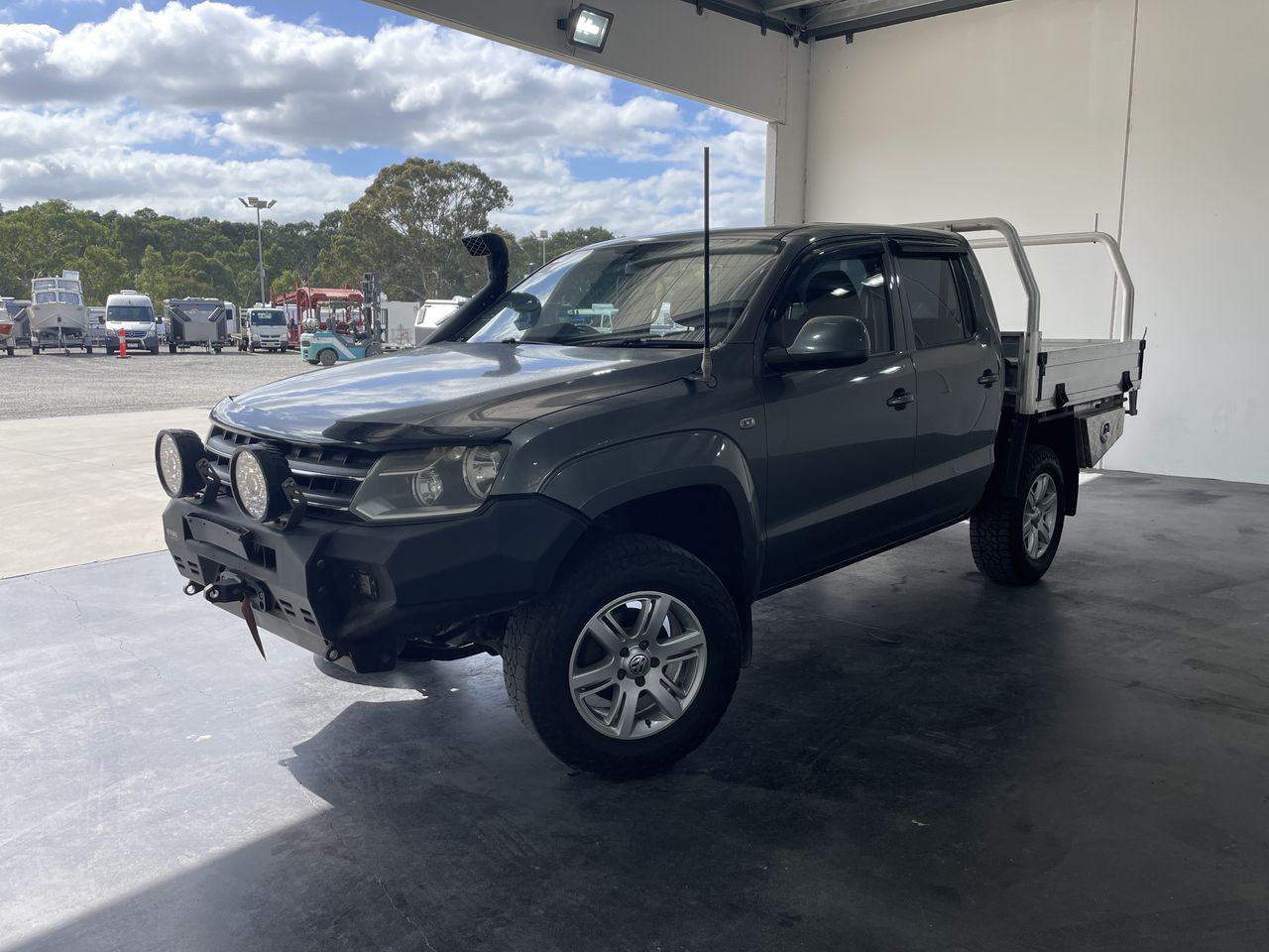 Volkswagen Amarok TDI400 TRENDLINE 2H Turbo Diesel Manual Dual Cab