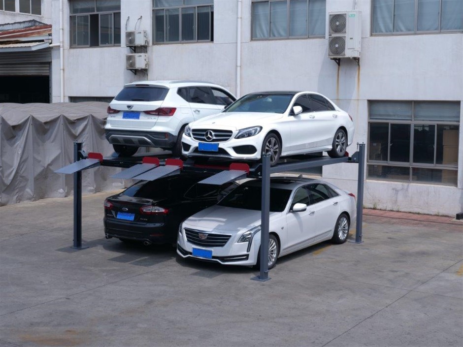 Four Post Car Lift (Unused)