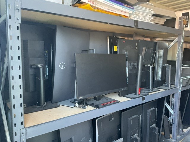 <p>Approx 15 Assorted Computer Monitors </p>