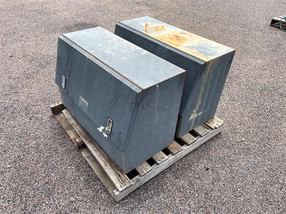 <p>Aluminum Tool Boxes</p>