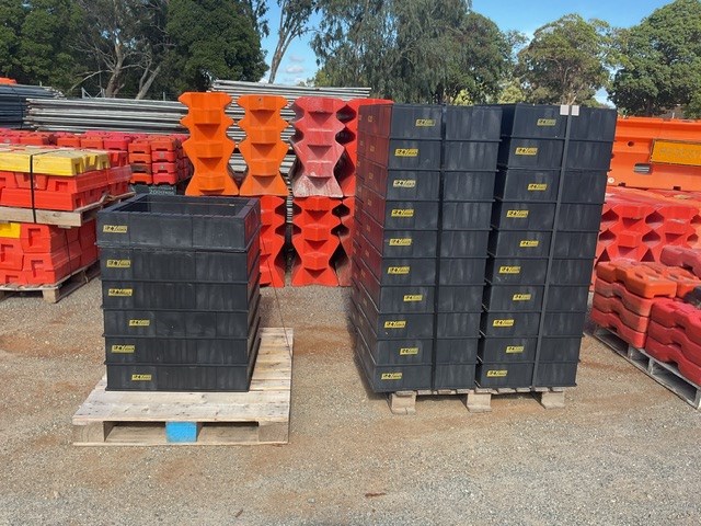 <p>2 Pallets Of Stackable Electrical Pits</p>