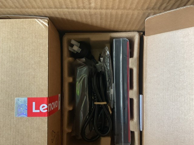 <p>Box Of 8 Lenovo Think Pad Hybrid USB-C With USB- A Dock</p>