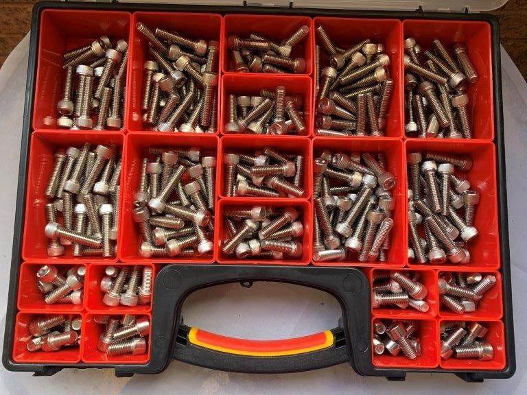 New Quality Large Sized Carry Case with Stainless Steel Allen Head Bolts