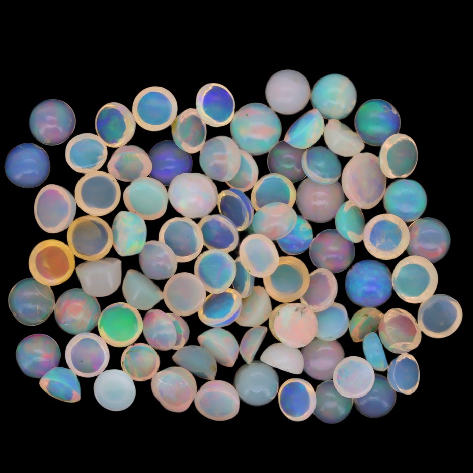 15.07 Carats White Color-Play Opal