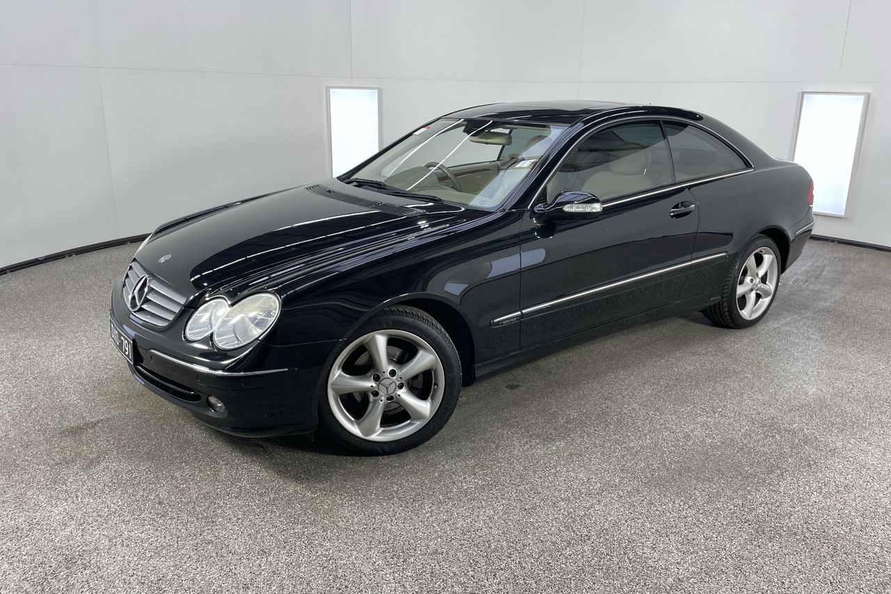 2005 Mercedes Benz CLK 200K AVANTGARDE C209 Automatic Coupe