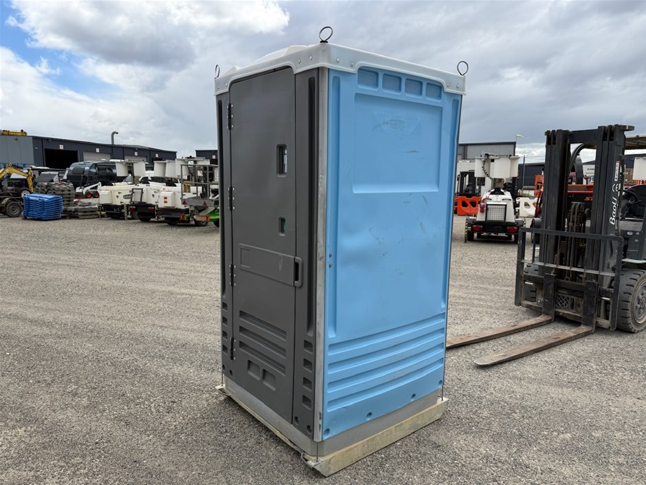 <p>Portable Toilet (male)</p>