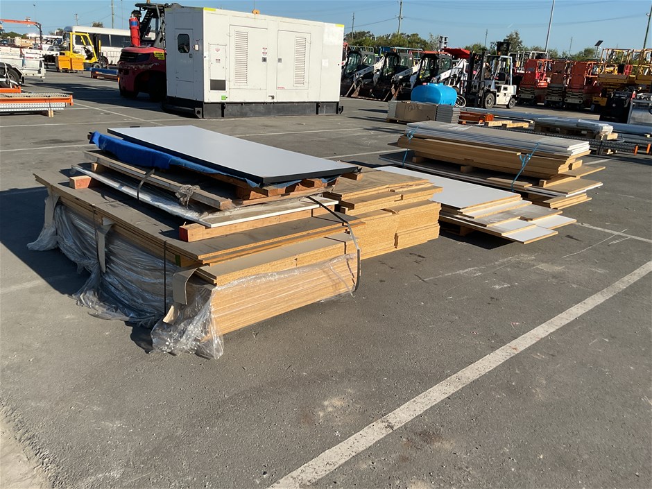 <p>Qty Assorted Chipboard Sheets x 4 Pallets</p>