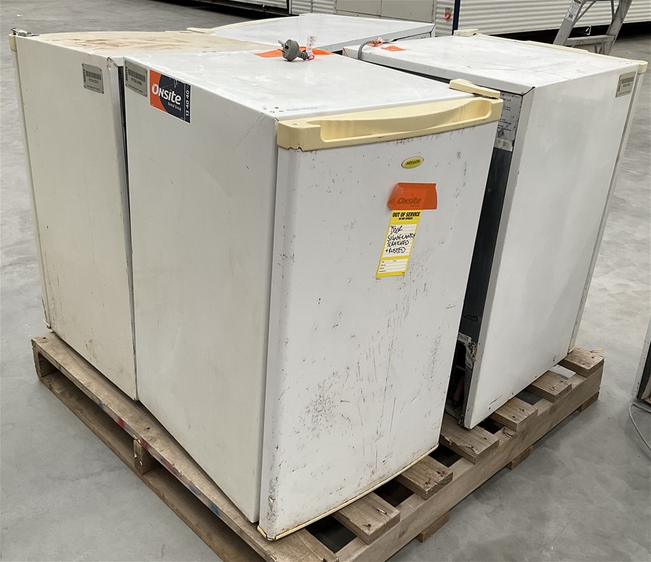 4x Assorted Refrigerators - Pakenham