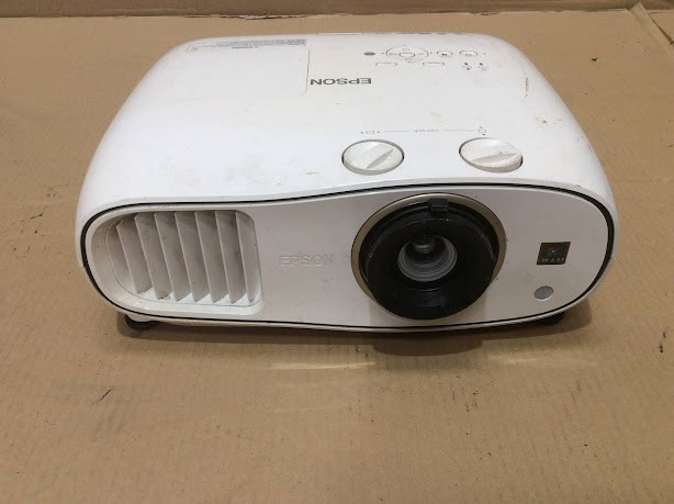 Epson EH-TW6700W LCD Projector