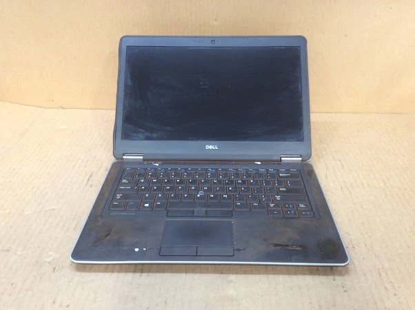 DELL Latitude E7440 Laptop i5-4300U 4GBRAM/256GB