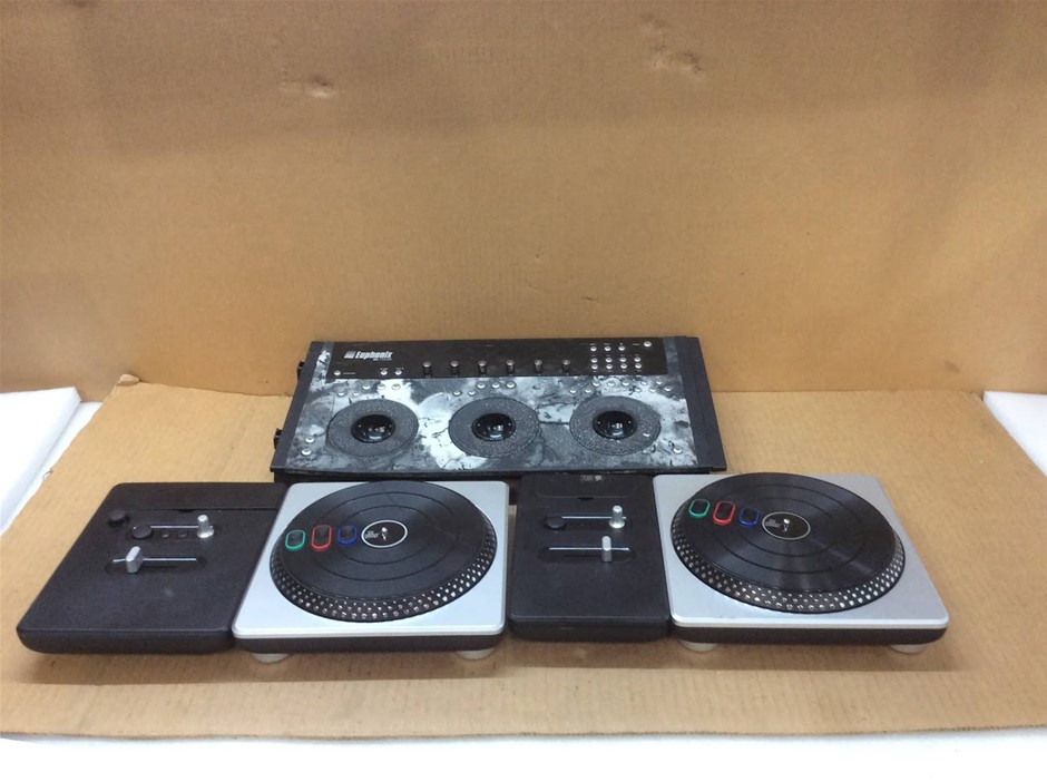 Activision DJ Hero Wireless Turntable Controller Game Controller (Lot of 3)