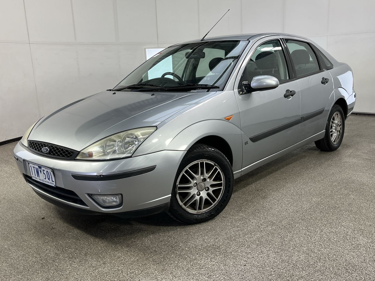 2004 Ford Focus LX LR Automatic Sedan