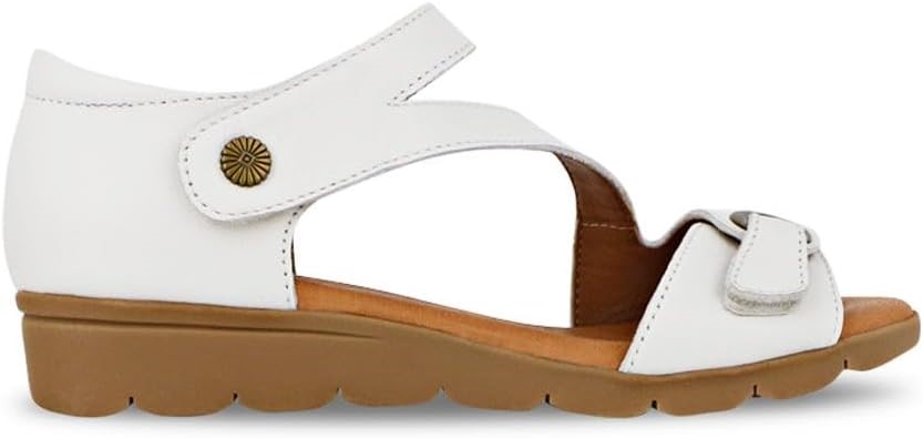NATURAL COMFORT Women's Mabel Sandal, size US 7/ EU 38. Brand new, with ori