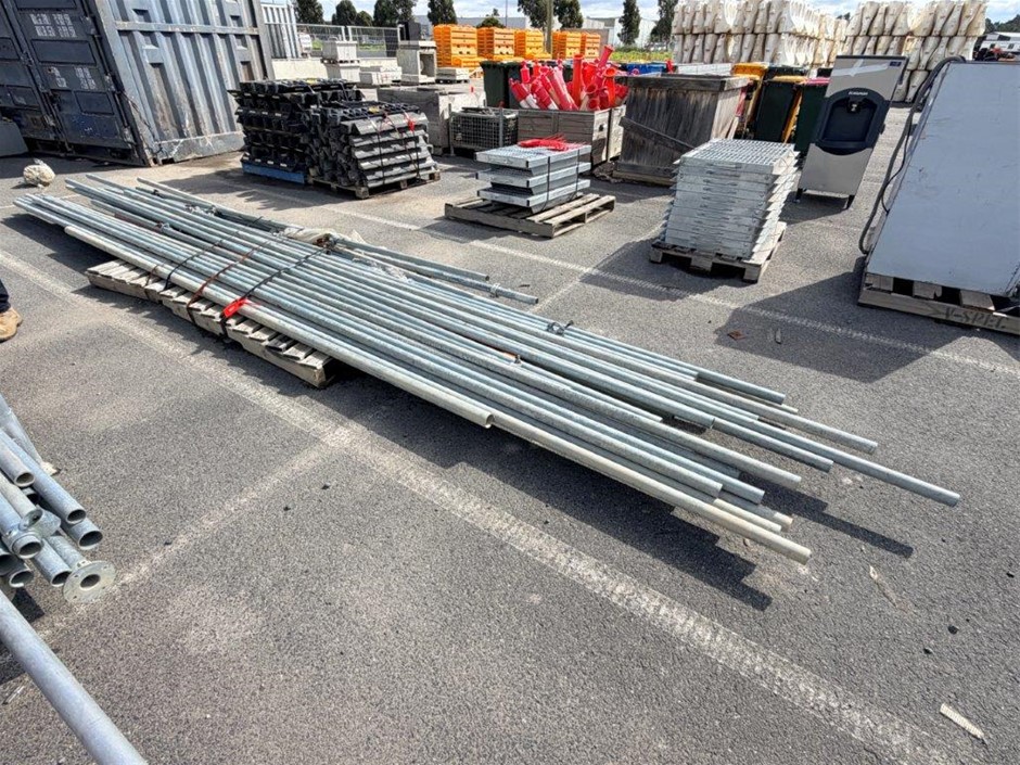 Quantity of Steel Post