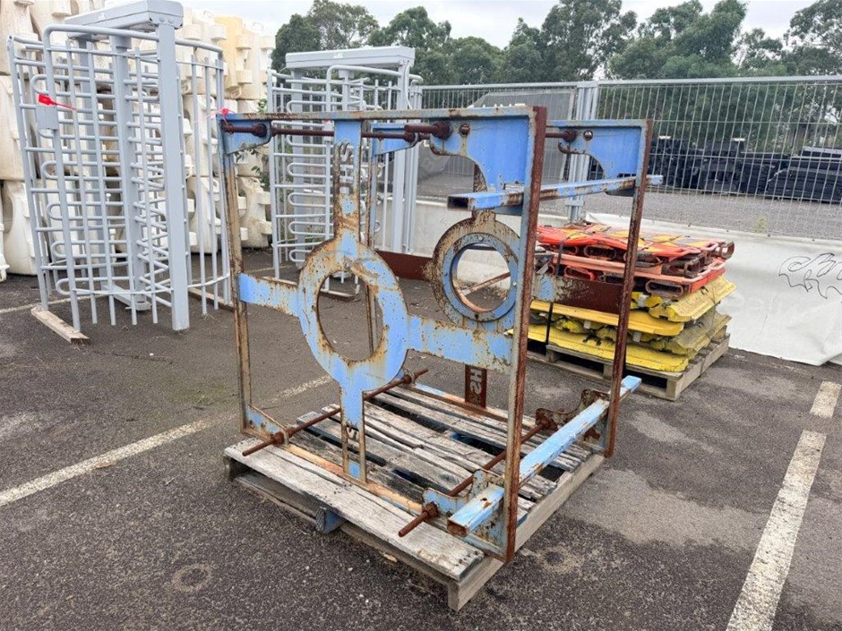 1 HS-Steel Fabricated Frame