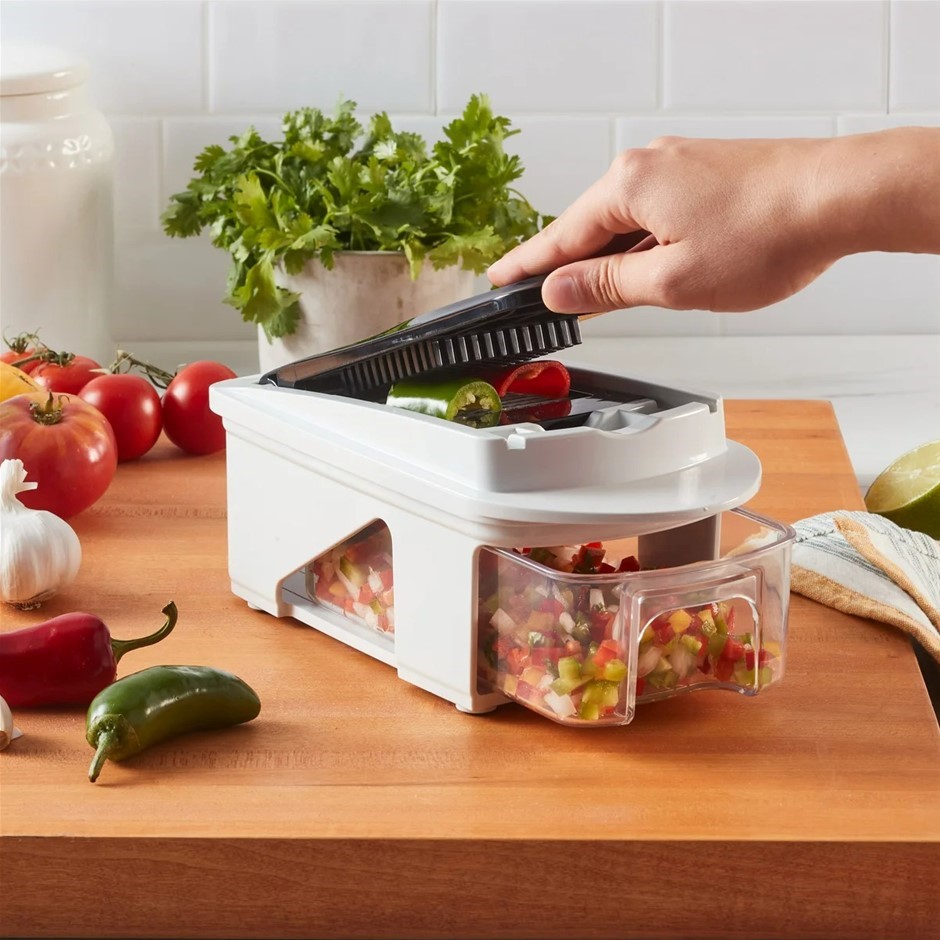MIU 11pc Vegetable Chopper. NB: 1 x accessory piece missing.