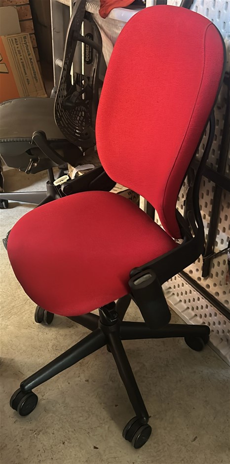 STEELCASE Office Chair (Red)
