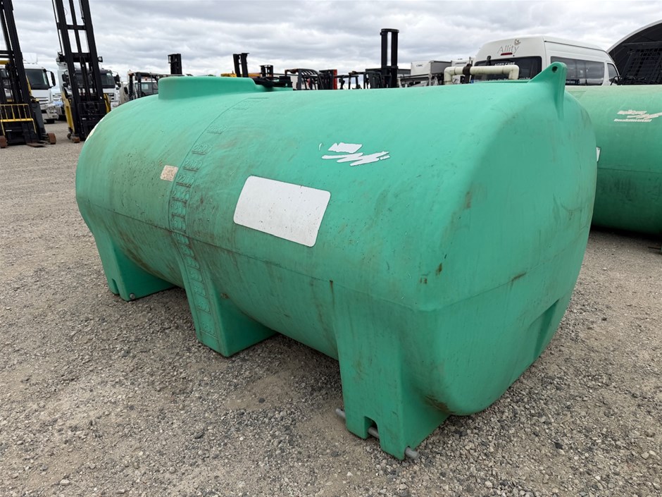 <p>1 x 3000LT Plastic Water Tank</p>