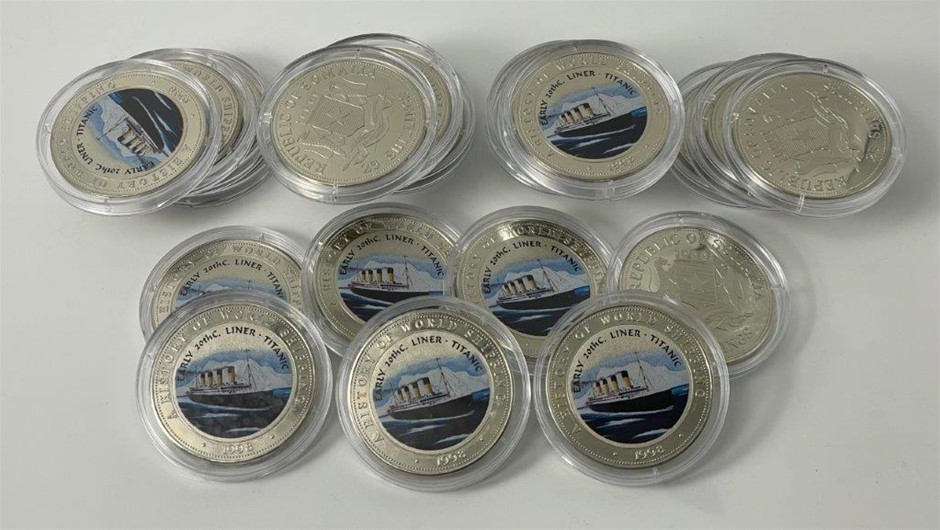 Approx. 25 x 1998 Republic of Somalia '25 Shillings' Coins
