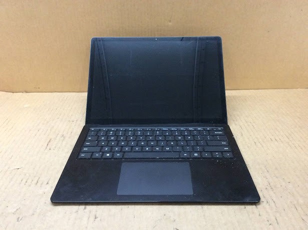 MICROSFOFT SURFACE 1868 Laptop I5 10TH GEN 8GBRAM/128GB Black