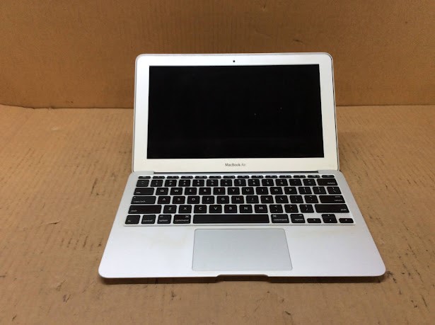 Apple MACBOOK AIR(A1370 )(EMC 2471) Laptop I5-2467M 4GBRAM/128GB