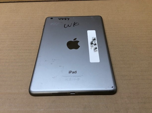 APPLE IPAD MIINI 2 A1489 A7 Tablet 16GB