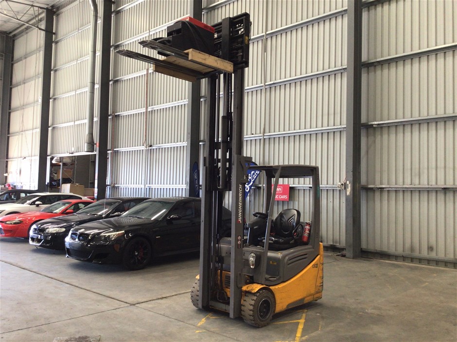 <p>Jungheinrich  EFG218K 3 Wheel Counterbalance Forklift</p>