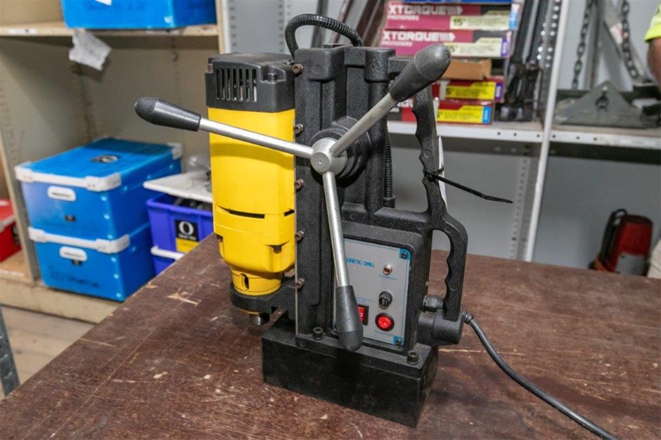 J1Z-23 Magnetic Drill