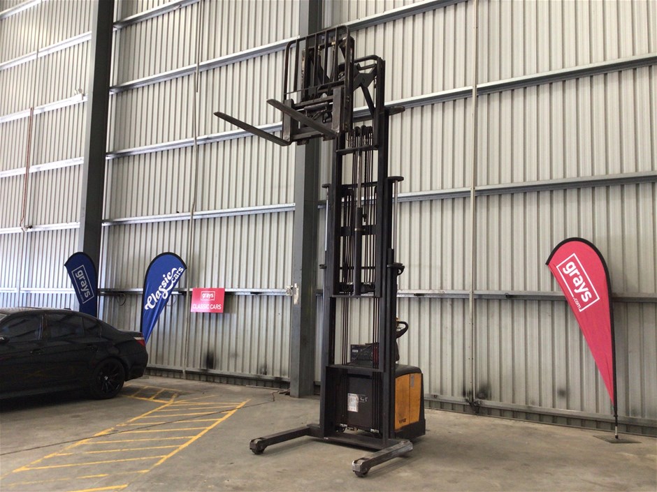 Task Viper 1.5 LB 5.2FR1 SS Order Picker Forklift