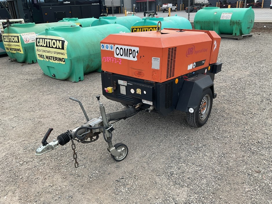<p>Ingersoll Rand TYPER1090F741 Trailer Mounted Compressor</p>