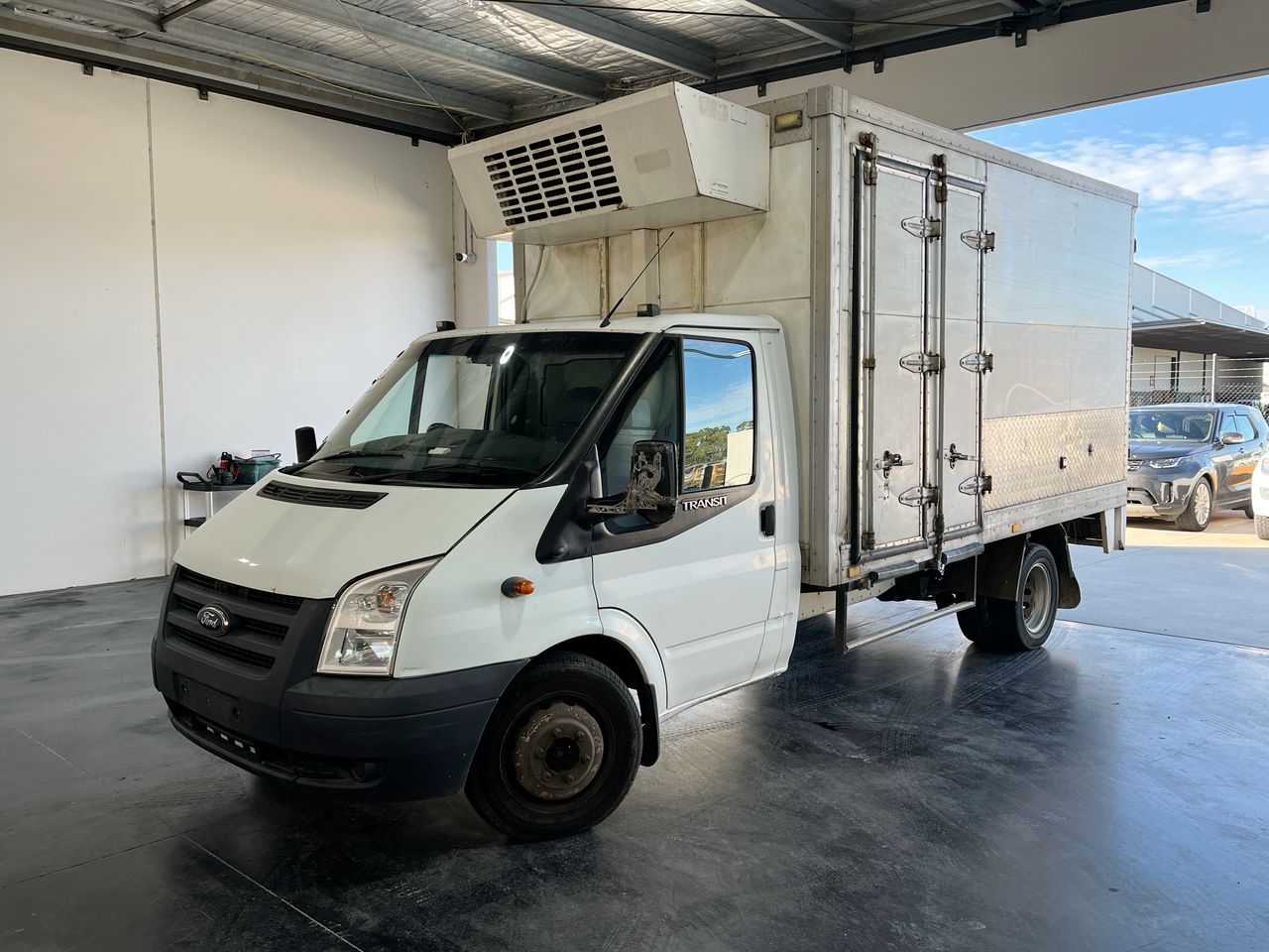 Ford Transit RWD EF VM Turbo Diesel Manual Cab Chassis