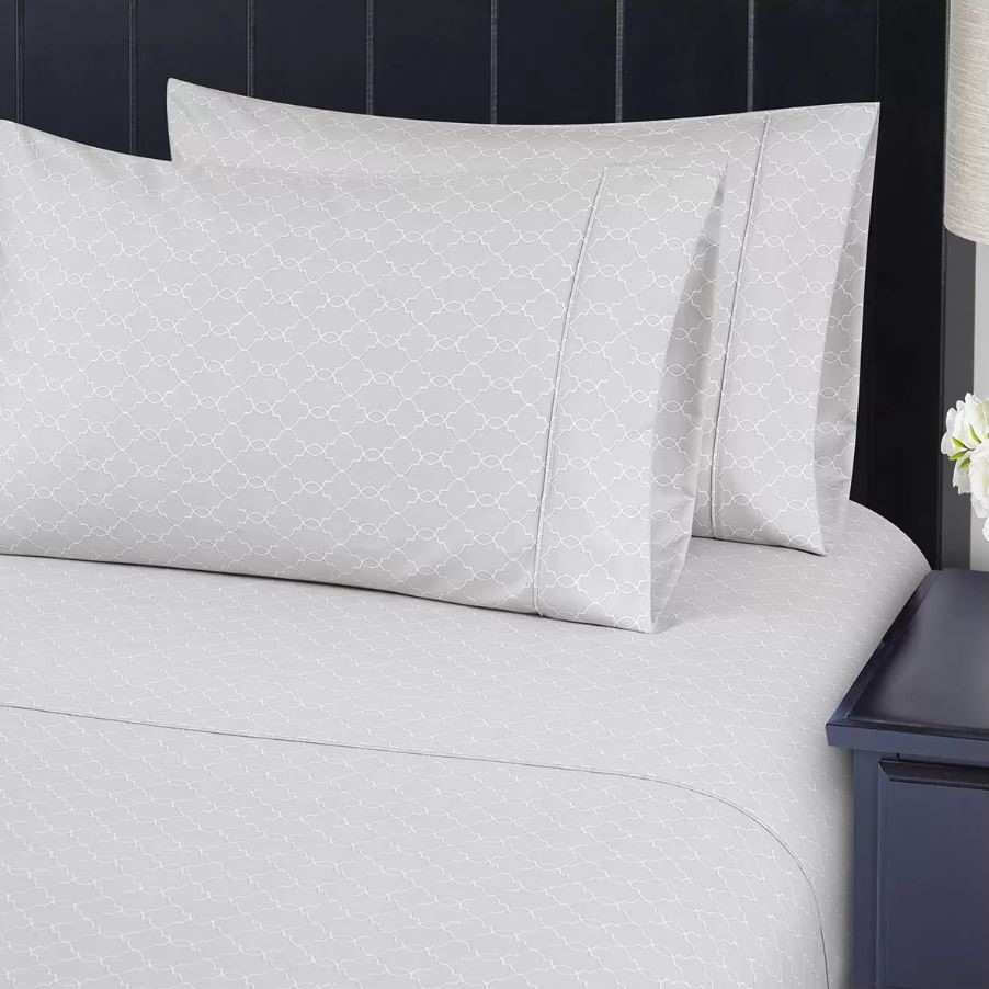 SOUTH POINT Home Fashion Poly Flannel 6-Piece Sheet Set, Queen, Mcbeel Iron