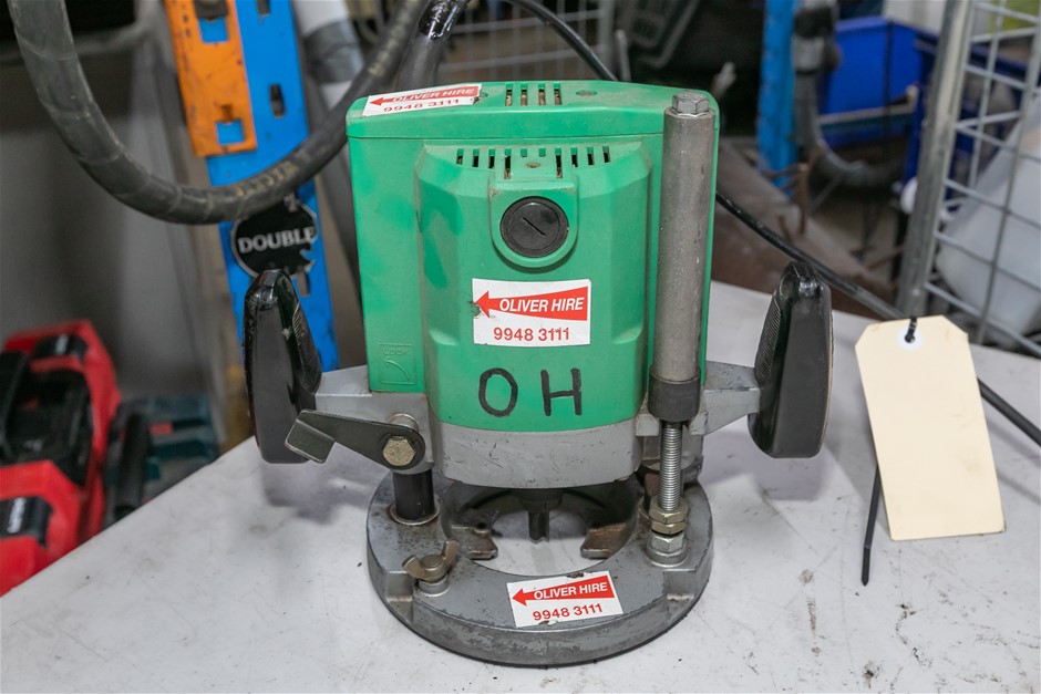 Hitachi Koki TR-12 Plunge Router