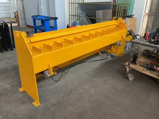 Circa 2012 Hare and Forbes HAFCC Pneumatic Sheet Metal Guillotine